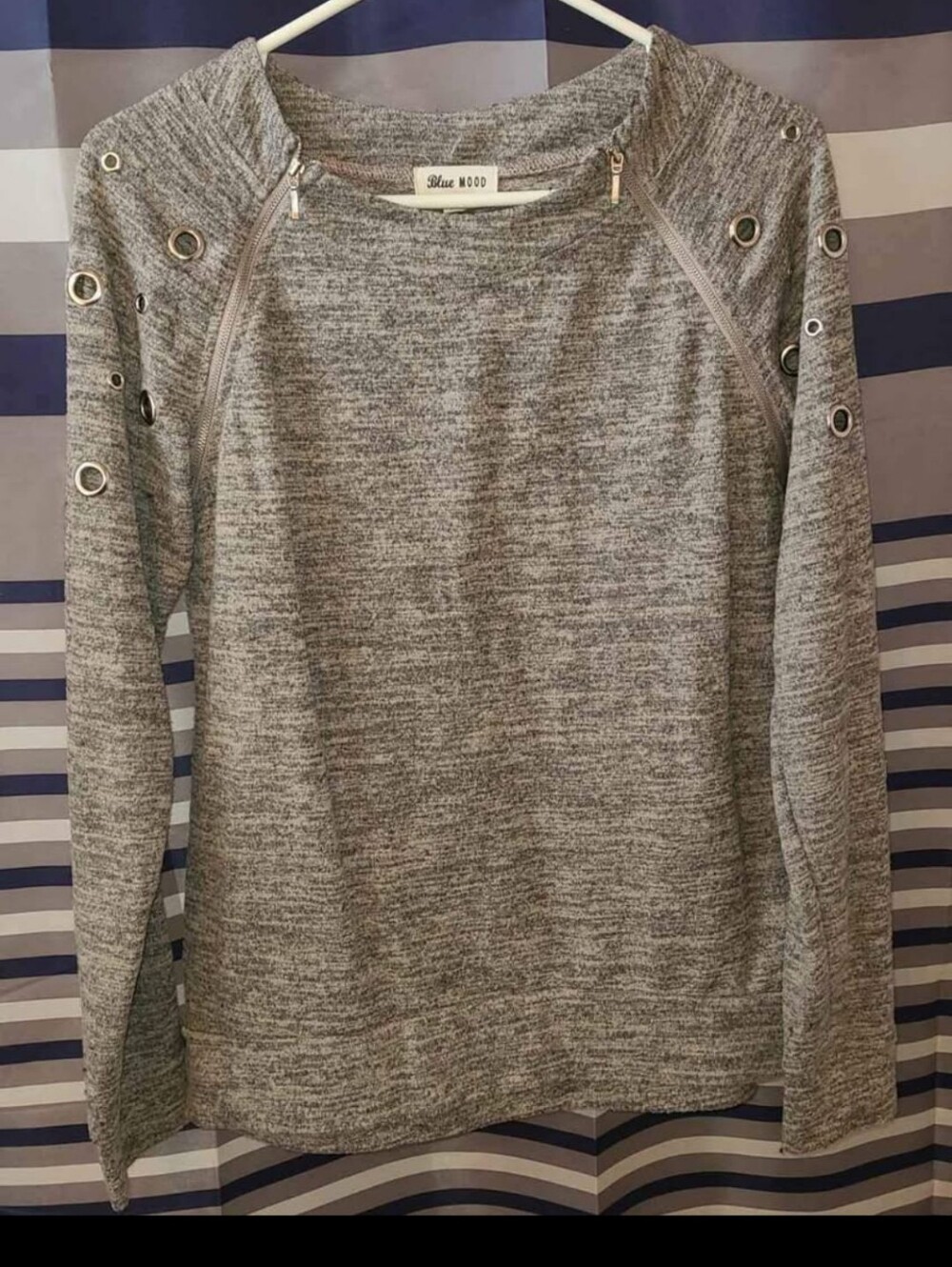Blue Mood Women's Gray Eyelet-Accent Sweatshirt